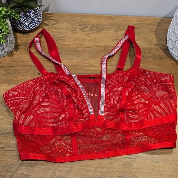 Torrid - Diamante Lace Wireless Bralette in Jester Red​​​​ - Picture 2 of 14